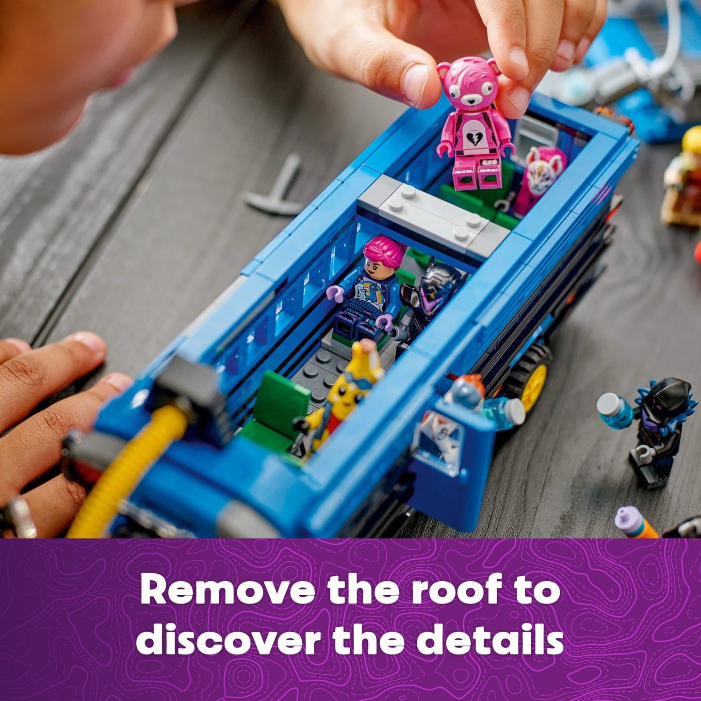 LEGO Fortnite Battle Bus - Collectible Fortnite Toy for Kids, Boys and Girls, Ages 10+