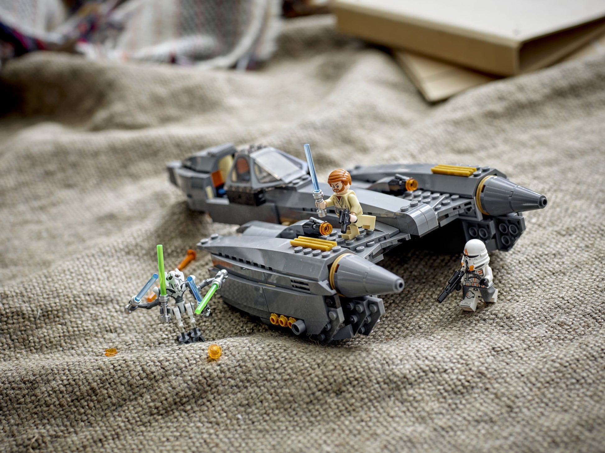 LEGO Star Wars: Revenge of the Sith General Grievous’s Starfighter 75286 Spacecraft Building