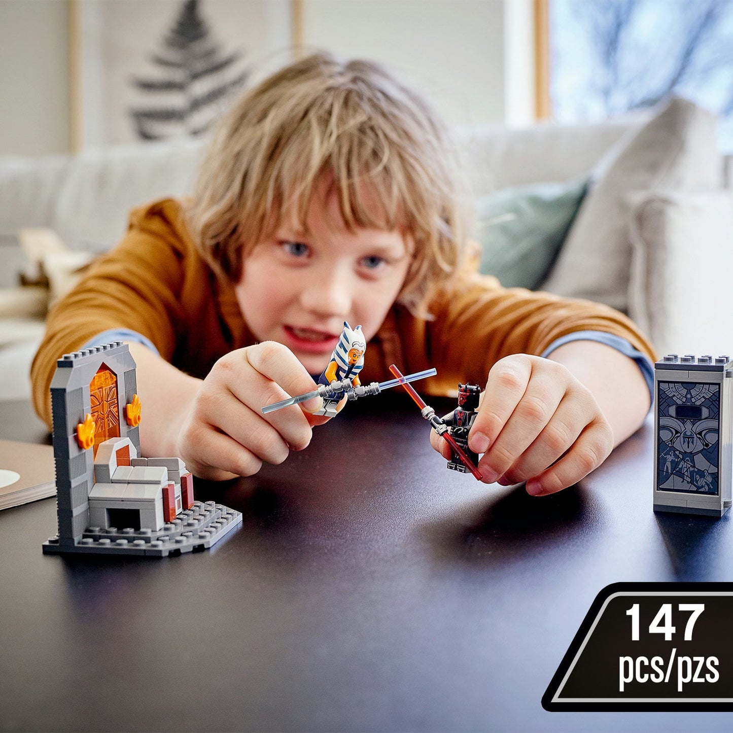 LEGO Star Wars: The Clone Wars with this portable Duel on Mandalor