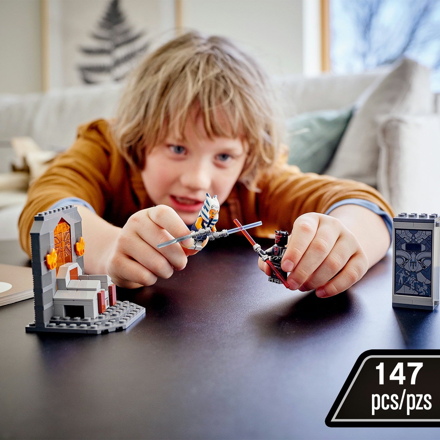 LEGO Star Wars: The Clone Wars with this portable Duel on Mandalor