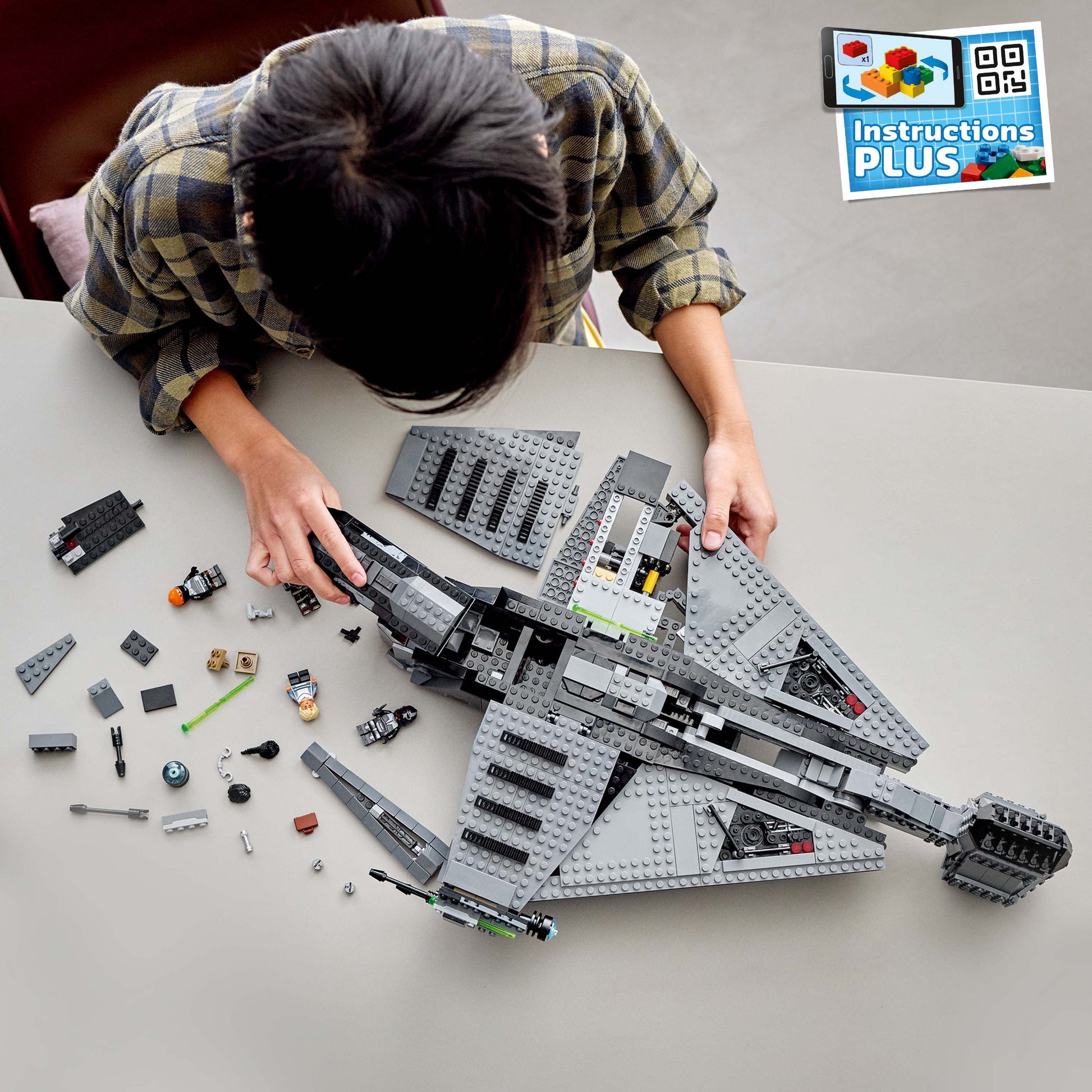 LEGO Star Wars The Justifier 75323, Buildable Star Wars Toy Starship with Cad Bane Minifigure
